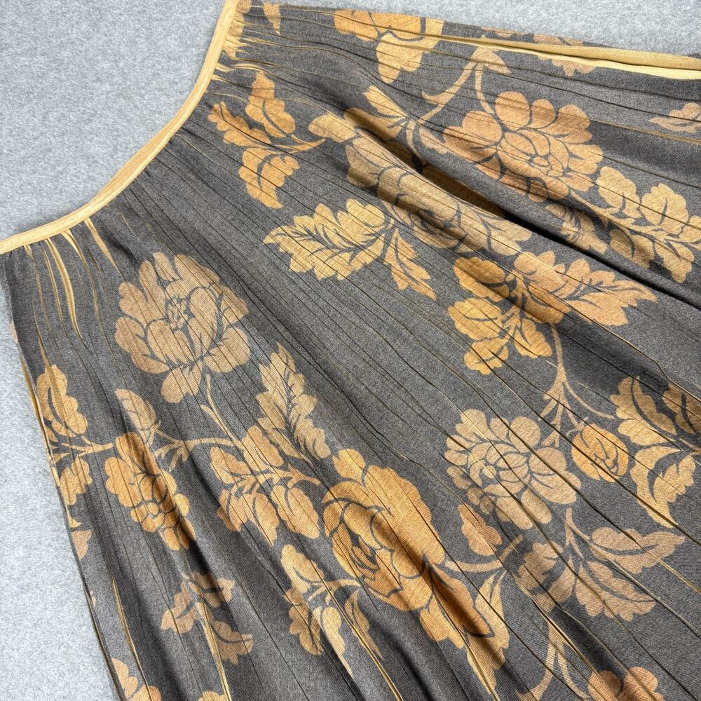Kisca by Komarov Pleated Midi Skirt Size 1 Small Floral Plisse Art To Wear USA